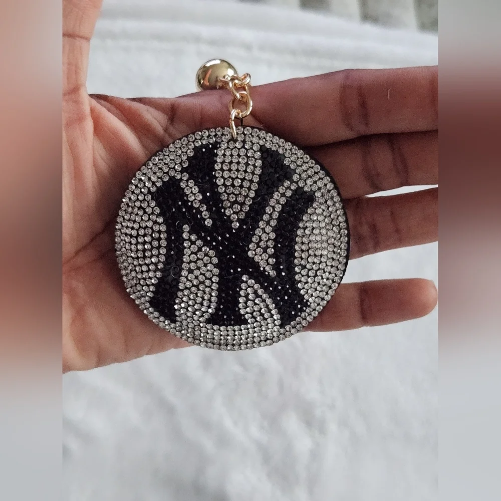 NY Yankees Silver and Black Rhinestone Keychain Bag Charm